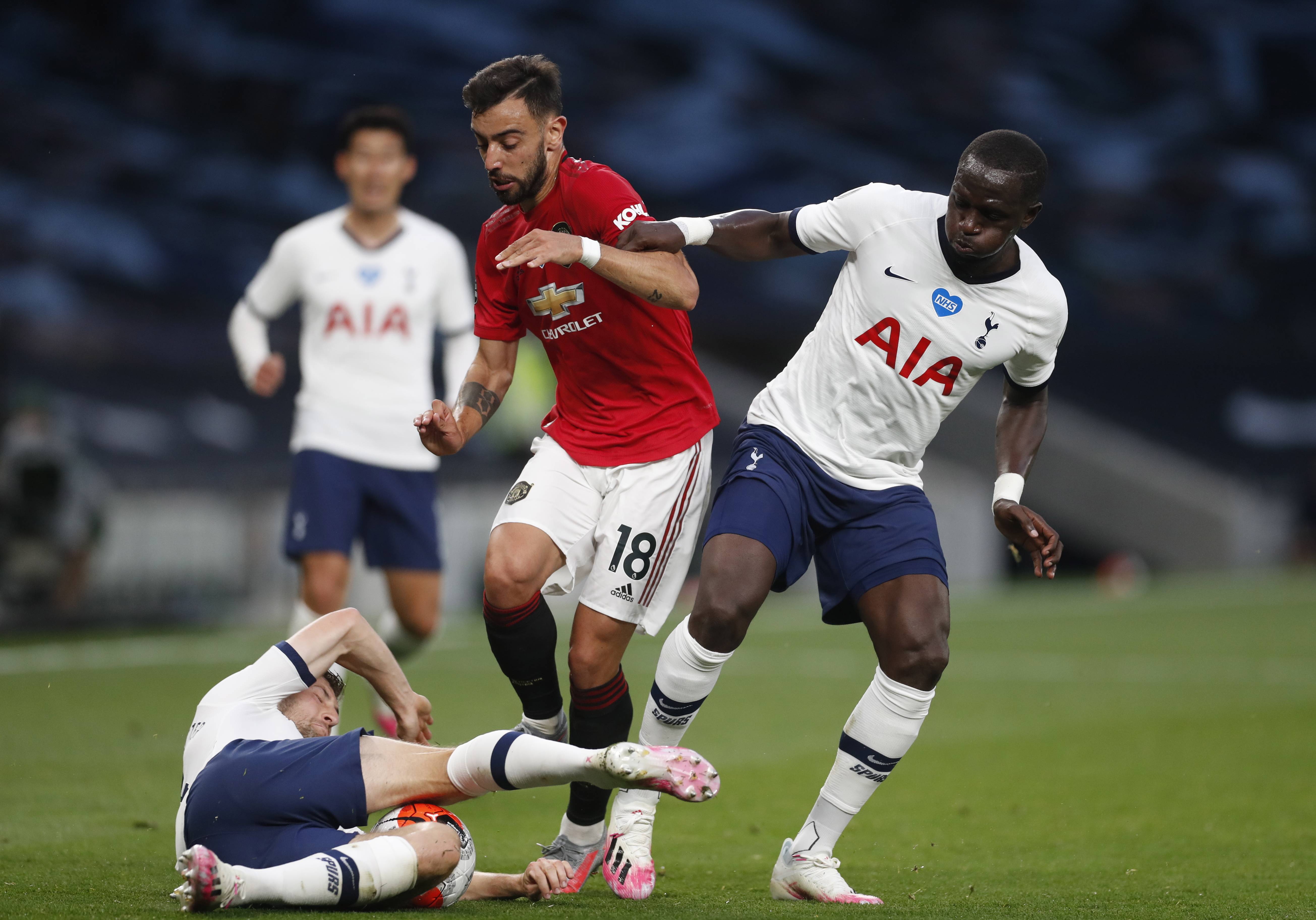 队时丝毫不 队时丝毫不